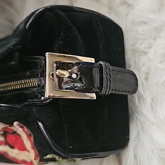 Moschino Mini Black and Floral Design Velvet Handbag - Picture 7 of 17